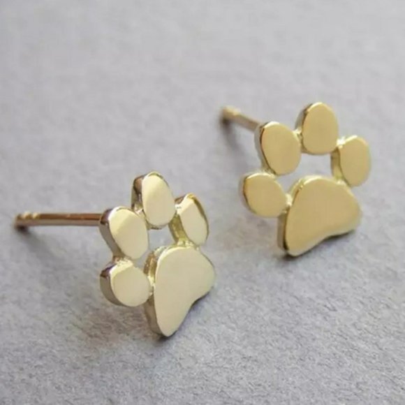 Jewelry - NWOT Gold Paw Prints Studs